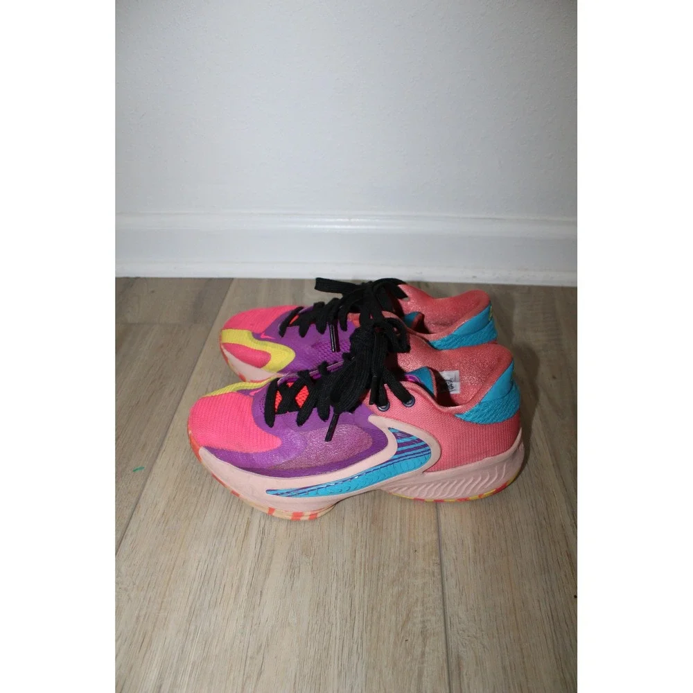 Nike Zoom Freak 4 GS Action Grape Kids 5.5 Women 7 Giannis Antetokounmpo Multi